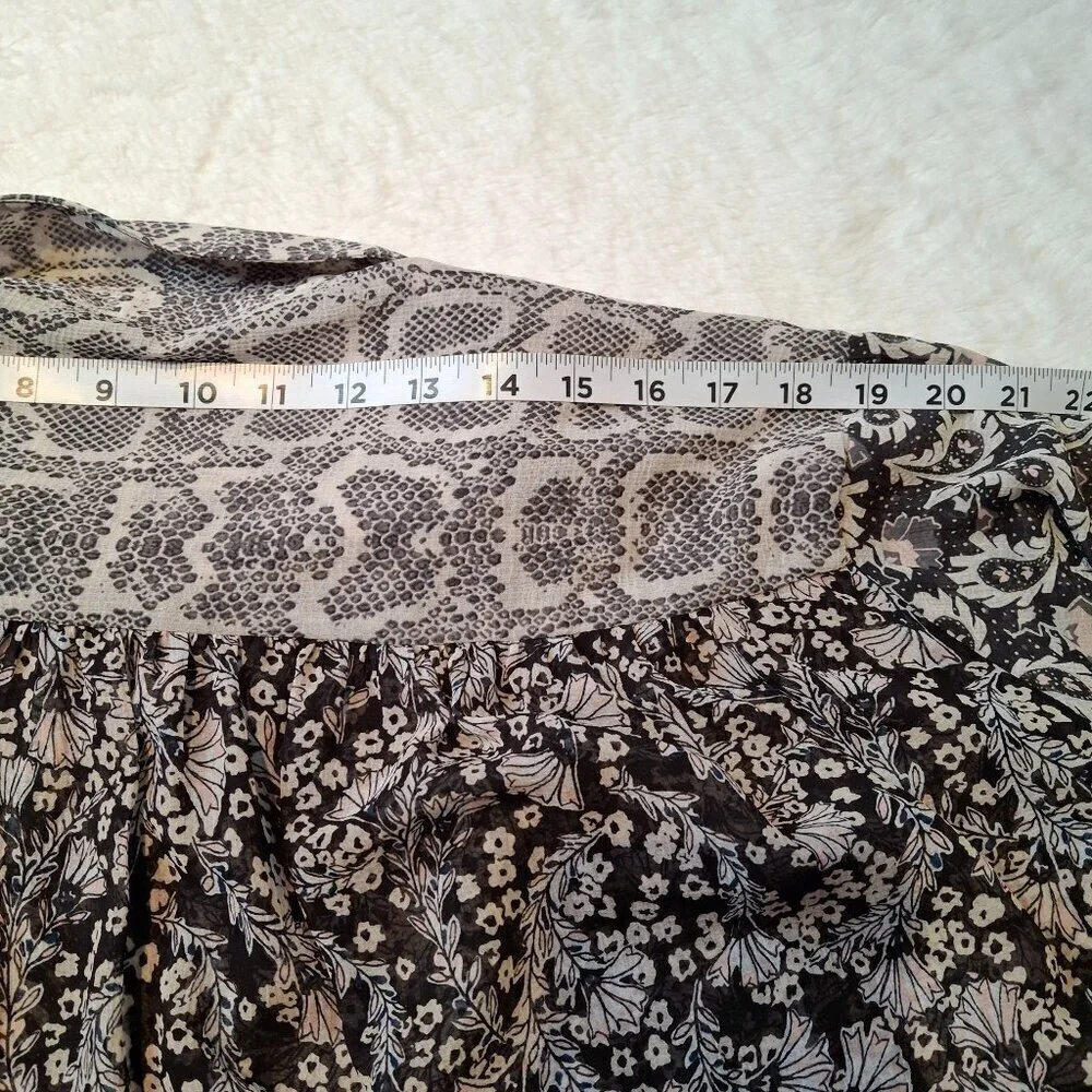 Free People Floral Blouse Animal Print Sheer Sz S Flowy Relaxed Fit Boho Preppy
